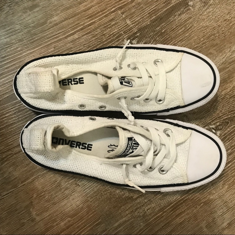 Converse size 6